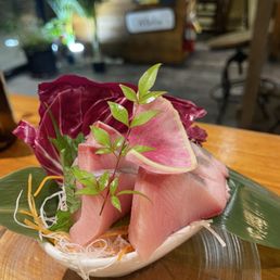 Hamachi sashimi Hamachi sashimi