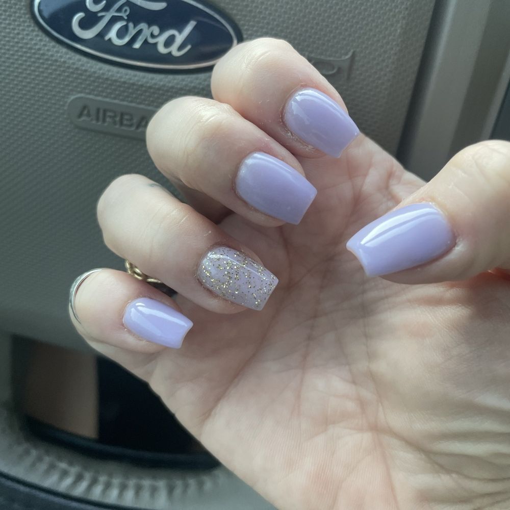 Dip Nail Lounge - natural nail with dip - Nail Technicians Near Me - Clarksville, Tennessee