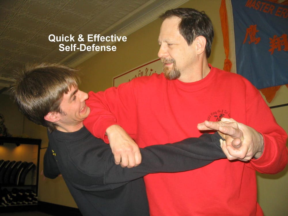 Rothrock's Kung Fu & Tai Chi Studio Logo