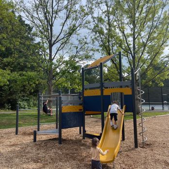 Wolf Trails Park - Big kid playground - Parks Near Me - Vienna, Virginia Wolf Trails Park - Big kid playground - Parks Near Me - Vienna, Virginia