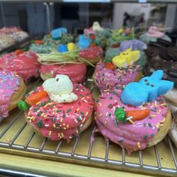 Lucky Donuts - Easter donuts