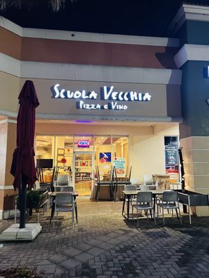 Scuola Vecchia Pizza E Vino - Coral Springs by null