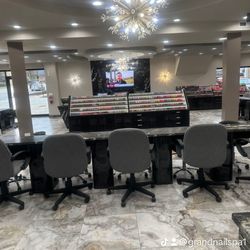 Grand Nail & Spa