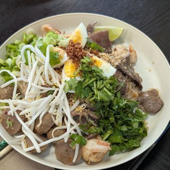 Cong N Go - Cambodian Dry Noodle - Asian Fusion Near Me - Seaside, California