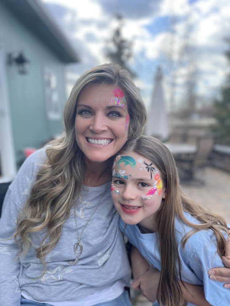 Sparkles Glitter Tattoo & Face Painting Logo