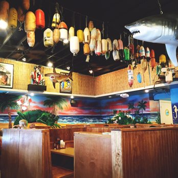 Iguanas - Seafood Near Me - St. Simons, Georgia