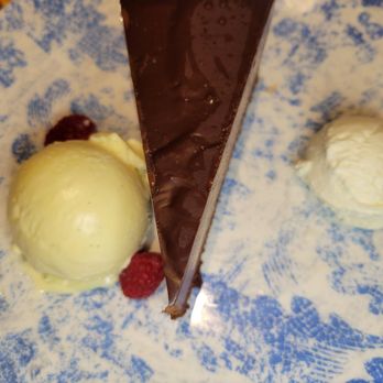 Devon Seafood & Steak - Chocolate cake w/ whip and ice cream - Seafood Near Me - Oakbrook Terrace, Illinois Devon Seafood & Steak - Chocolate cake w/ whip and ice cream - Seafood Near Me - Oakbrook Terrace, Illinois