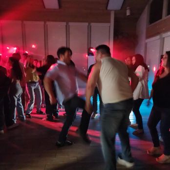 OC Party DJ - Dance Floor - DJs Near Me - Redondo Beach, California OC Party DJ - Dance Floor - DJs Near Me - Redondo Beach, California