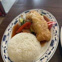 Yo-Shi - Fried chicken with sweet and sour sauce