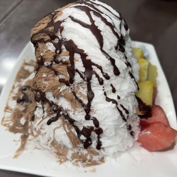 Frostcity - Cocounut & chocolate - Desserts Near Me - Honolulu, Hawaii Frostcity - Cocounut & chocolate - Desserts Near Me - Honolulu, Hawaii