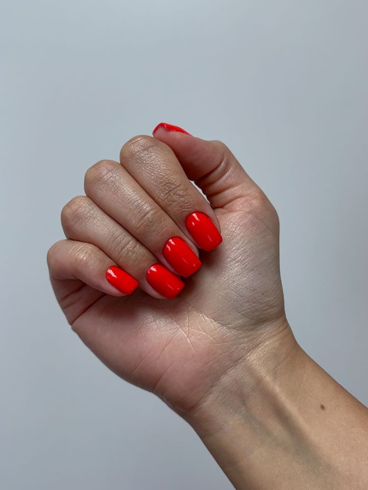 Brenda's Beauty Lounge Logo