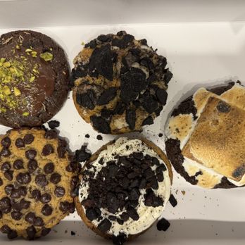 Night Owl Cookies - Chocolate Chip , Chocolate S'mores , Oreo Brownie Cheesecake Dubai Chocolate - Bakeries Near Me - Coconut Creek, Florida Night Owl Cookies - Chocolate Chip , Chocolate S'mores , Oreo Brownie Cheesecake Dubai Chocolate - Bakeries Near Me - Coconut Creek, Florida