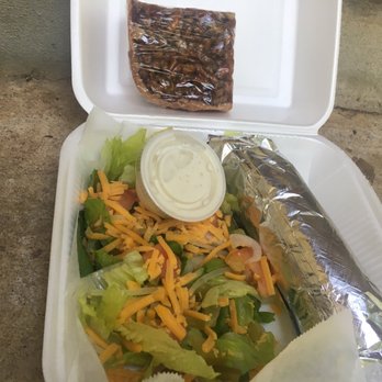 The Pita Shop - Today's chicken pita, garden salad w/creamy garlic dressing, pecan bar - Mediterranean Near Me - San Marcos, Texas
