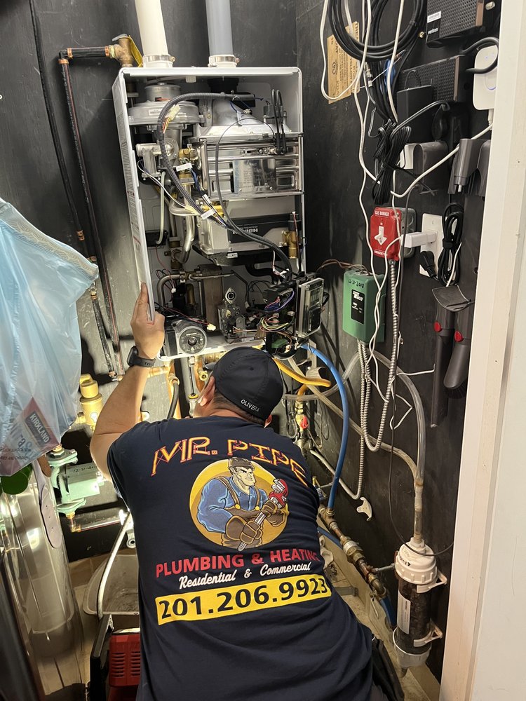 Slide of Mr. Pipe Plumbing and Heating