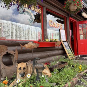 Log Cabin Cafe - Cafes Near Me - Silver Gate, Montana Log Cabin Cafe - Cafes Near Me - Silver Gate, Montana