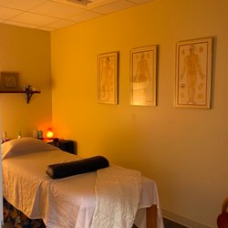 Nerea Acupuncture & Eastern Medicine - Treatment Room 1