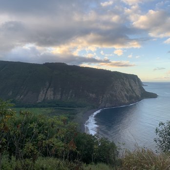 Waipi’o Valley Lookout - Hiking Near Me - Honokaa, Hawaii Waipi’o Valley Lookout - Hiking Near Me - Honokaa, Hawaii