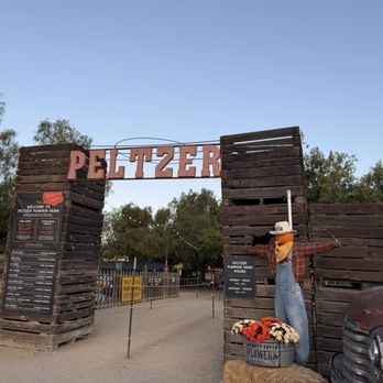 Peltzer Pumpkin Farm - Pumpkin Patches Near Me - Temecula, California