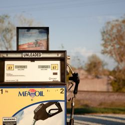 MFA Oil Petro-Card 24