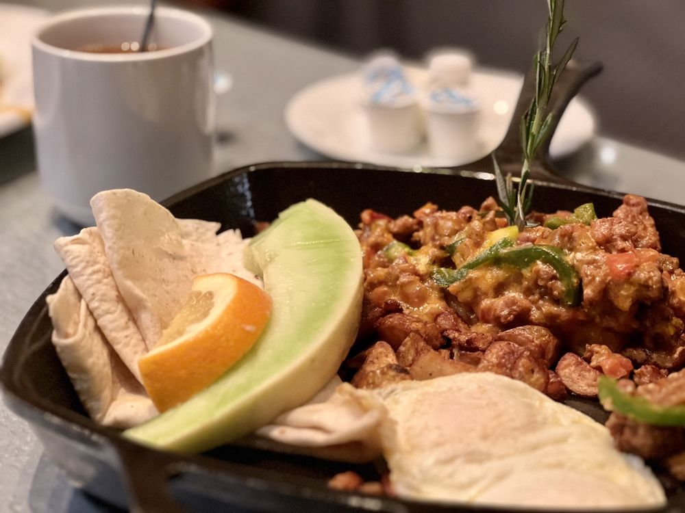 HASH HOUSE A GO GO Updated September 2024 831 Photos & 617 Reviews