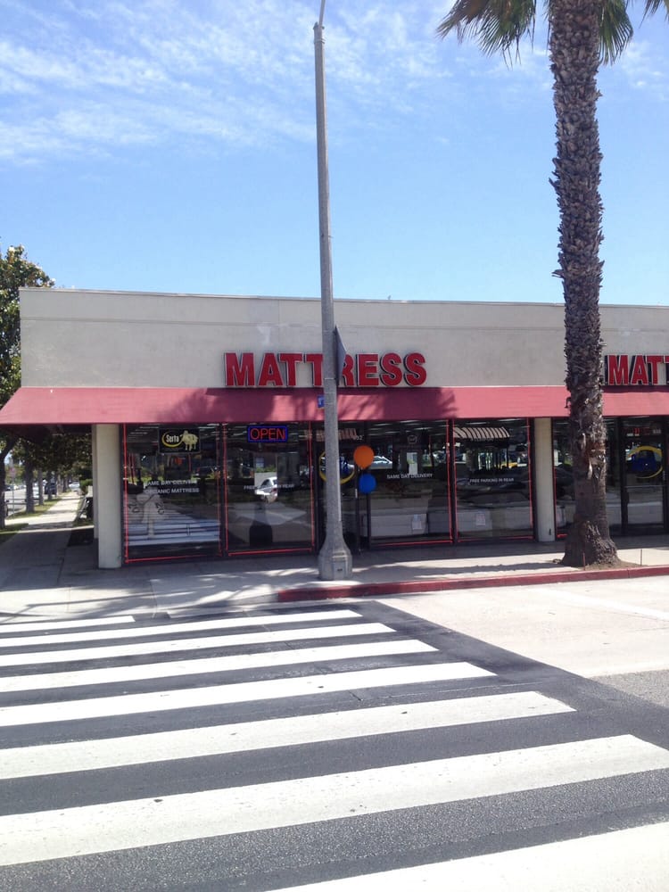 R Mattress - Santa Monica