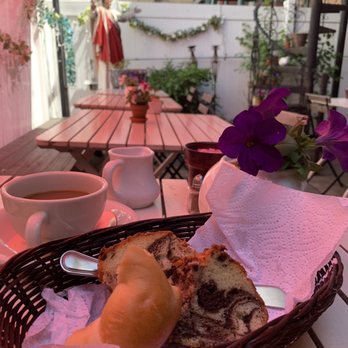 HoM Bay Ridge - Complimentary basket of cake and bread - Breakfast & Brunch Near Me - Brooklyn, New York HoM Bay Ridge - Complimentary basket of cake and bread - Breakfast & Brunch Near Me - Brooklyn, New York
