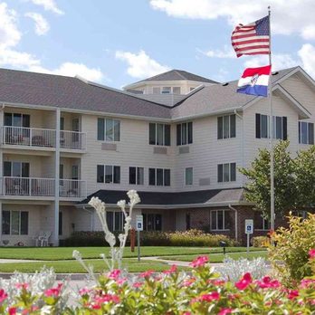 Solstice Senior Living at Lee's Summit - Retirement Homes Near Me - Lee's Summit, Missouri Solstice Senior Living at Lee's Summit - Retirement Homes Near Me - Lee's Summit, Missouri