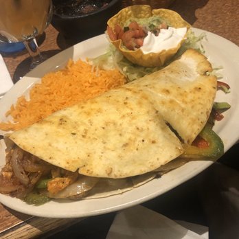 La Terraza Bar & Grill - Fajita Quesadilla - Mexican Near Me - Kent, Ohio La Terraza Bar & Grill - Fajita Quesadilla - Mexican Near Me - Kent, Ohio