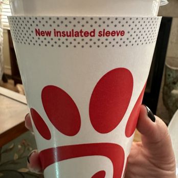 Chick-fil-A - New insulated sleeve kept my tea cold for hours (cheaper than a Stanley, lol) - Fast Food Near Me - Aurora, Colorado