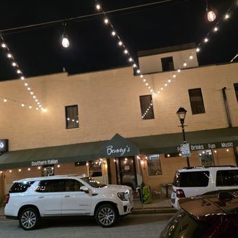 Benny’s - Italian Near Me - Baltimore, Maryland