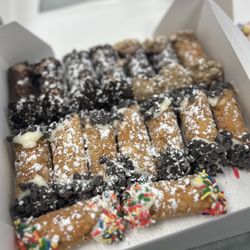 Sugar Mama Cannoli Cart