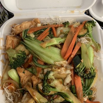 Pho Saigon Express - C13. Mongolian Stir Fry with veggies and tofu - Vietnamese Near Me - Escondido, California