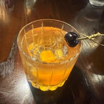 The Hideout Kitchen - Old fashioned - New American Near Me - Lafayette, California