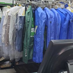 Wallingford Dry Cleaners - Rotating clothing rack
