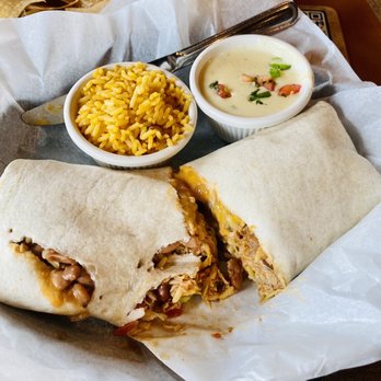 Lago Tacos - Chicken Tinga - Mexican Near Me - Excelsior, Minnesota Lago Tacos - Chicken Tinga - Mexican Near Me - Excelsior, Minnesota