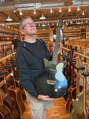 Carter Vintage Guitars by null
