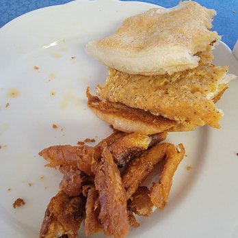 Mom's Kitchen - Frozen chicken fried chicken with burnt $5 onion rings. You would be better off getting mcchicken at McDonald's - Diners Near Me - Goodland, Kansas Mom's Kitchen - Frozen chicken fried chicken with burnt $5 onion rings. You would be better off getting mcchicken at McDonald's - Diners Near Me - Goodland, Kansas