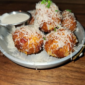 Eureka! - Macaroni balls - American Near Me - Mountain View, California Eureka! - Macaroni balls - American Near Me - Mountain View, California