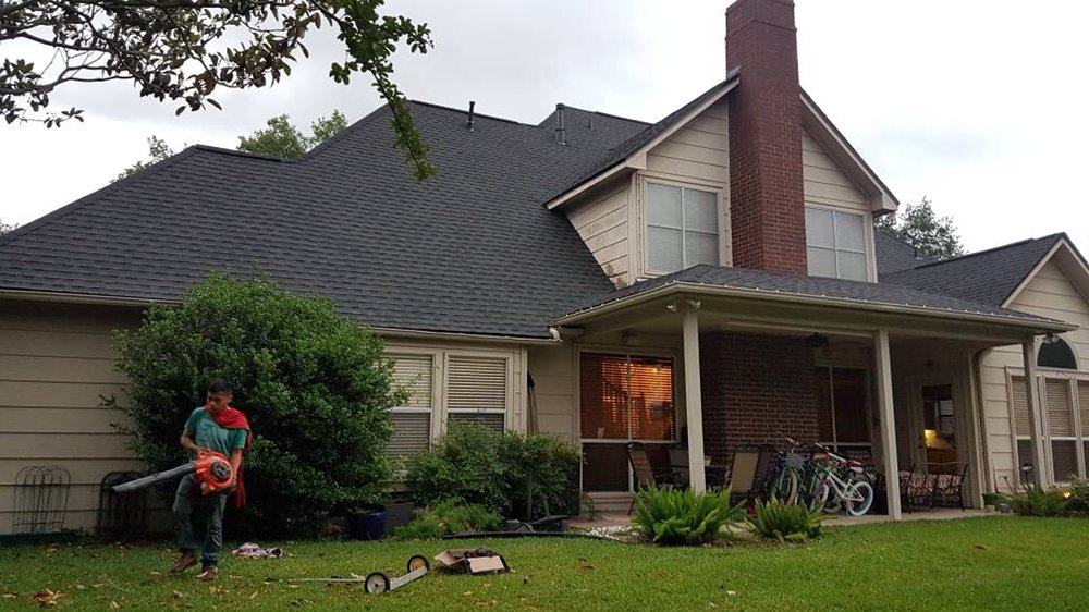 Slide of M&P Roofing