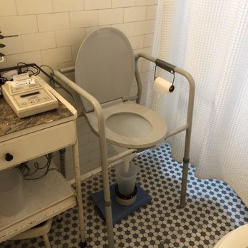 Barry W Rubin, MD PC - This is how they ask you to give a urine sample here - Doctors Near Me - Brooklyn, New York Barry W Rubin, MD PC - This is how they ask you to give a urine sample here - Doctors Near Me - Brooklyn, New York