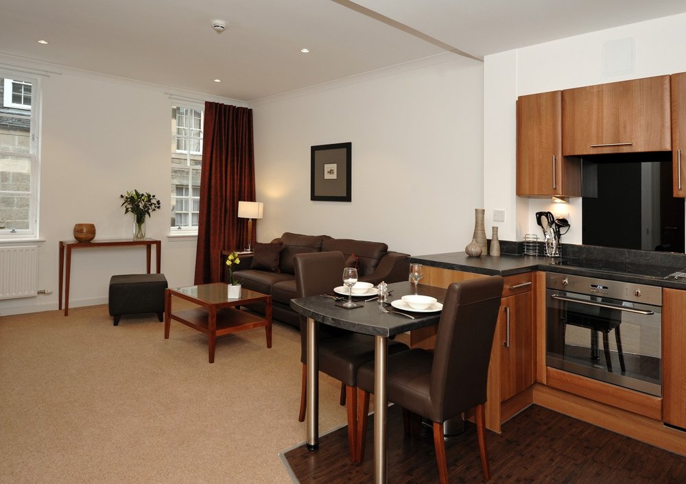 FOUNTAIN COURT APARTMENTS 10 Young Street, Edinburgh, United Kingdom
