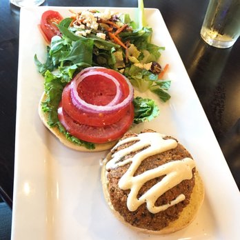 Hapy Bistro - Falafel burger - Mediterranean Near Me - Pismo Beach, California