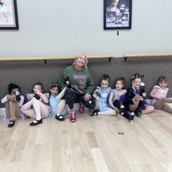 Steppin'out Dance Academy