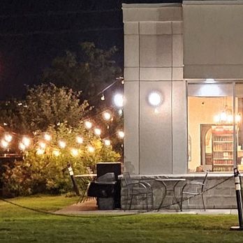 Zaitoun Kabob - Exterior - Halal Near Me - Toronto, Ontario
