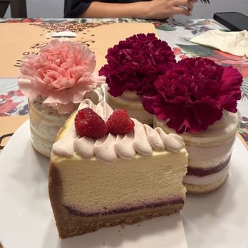 Hinar - Cafes Near Me - San Diego, California Hinar - Cafes Near Me - San Diego, California