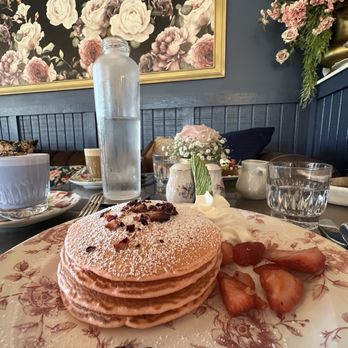 Little Hen - Rose pancakes - Breakfast & Brunch Near Me - Weston, Florida