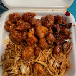 3 combo meal: lo mein, bourbon chicken, General Tso's chicken 3 combo meal: lo mein, bourbon chicken, General Tso's chicken