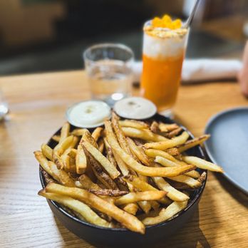 Fern Bar - Aged fries - Bars Near Me - Sebastopol, California Fern Bar - Aged fries - Bars Near Me - Sebastopol, California
