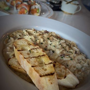 The Office Lounge Dovah - Oneta Roll and Jaden's Pasta Carbonara - Lounges Near Me - Dover, New Hampshire