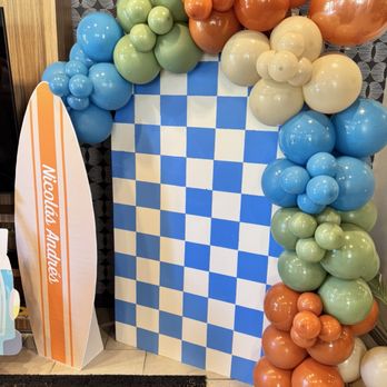 Happy Balloon Company - Balloon Services Near Me